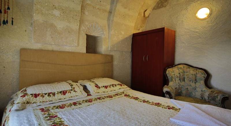 Melek Cave Hotel