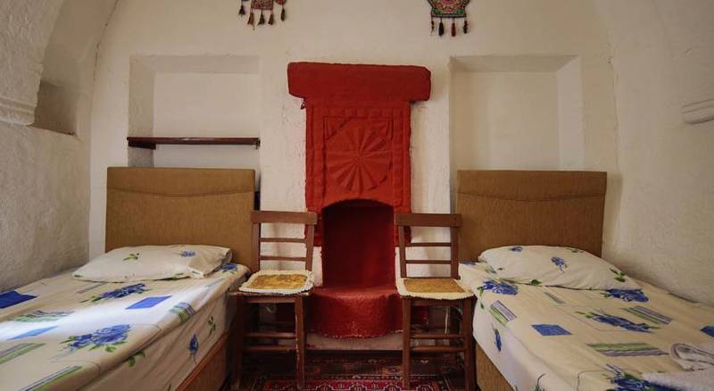 Melek Cave Hotel