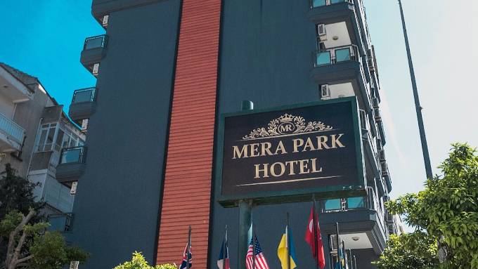 Mera Park Hotel