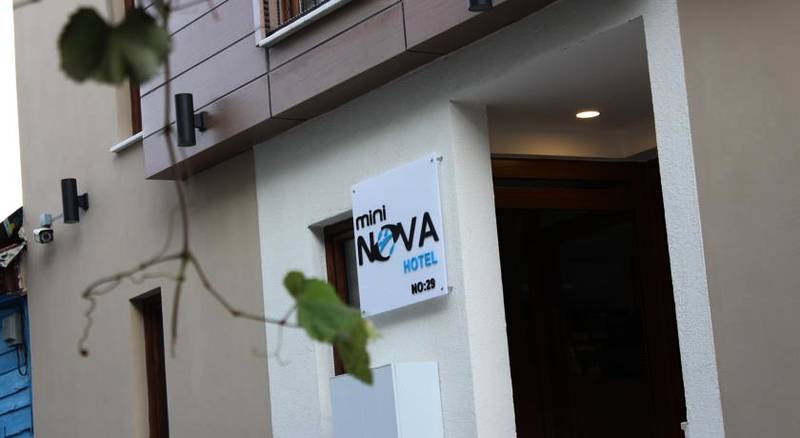 Mini Nova Hotel