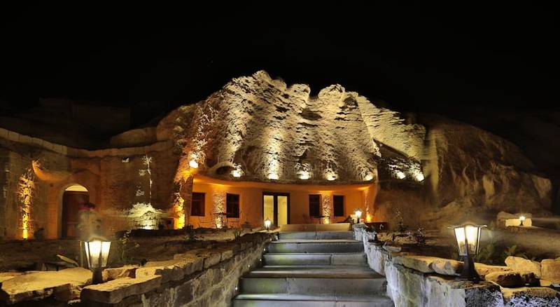 Miracle Cave Hotel