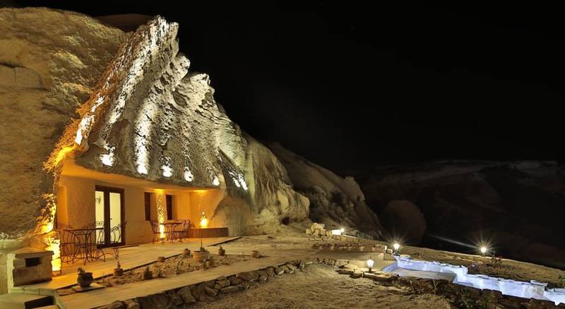 Miracle Cave Hotel