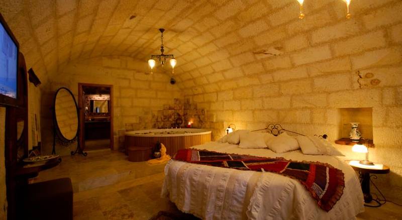 Mithra Cave Hotel