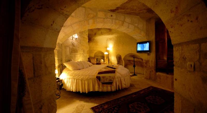 Mithra Cave Hotel