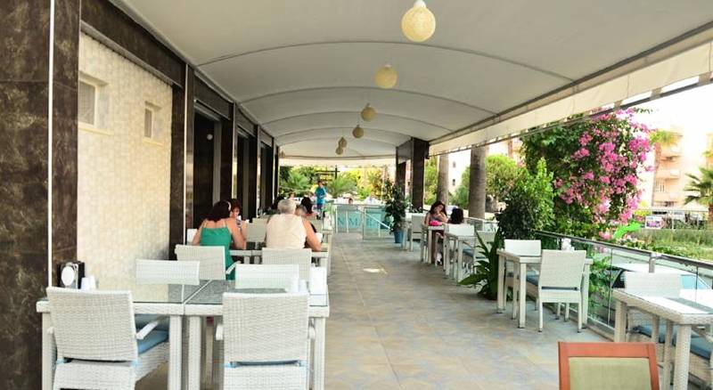 Moda Beach Hotel