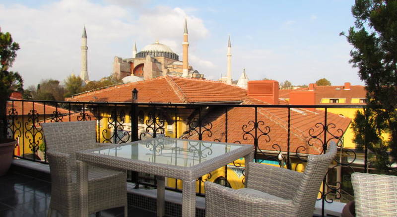 Muhlis Bey Hotel