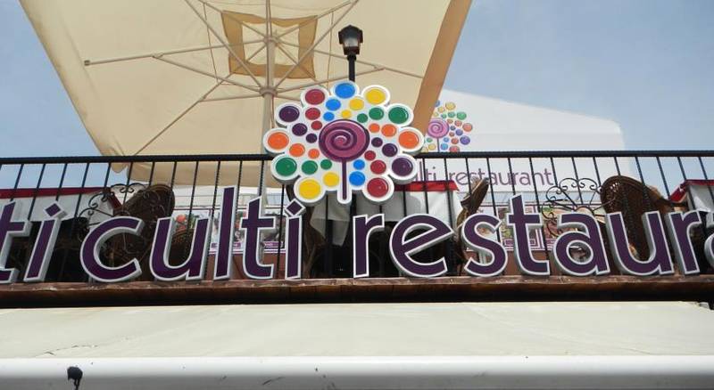 Multi Culti Hotel