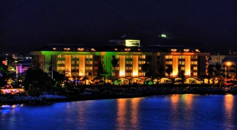 Munamar Beach & Residence Hotel
