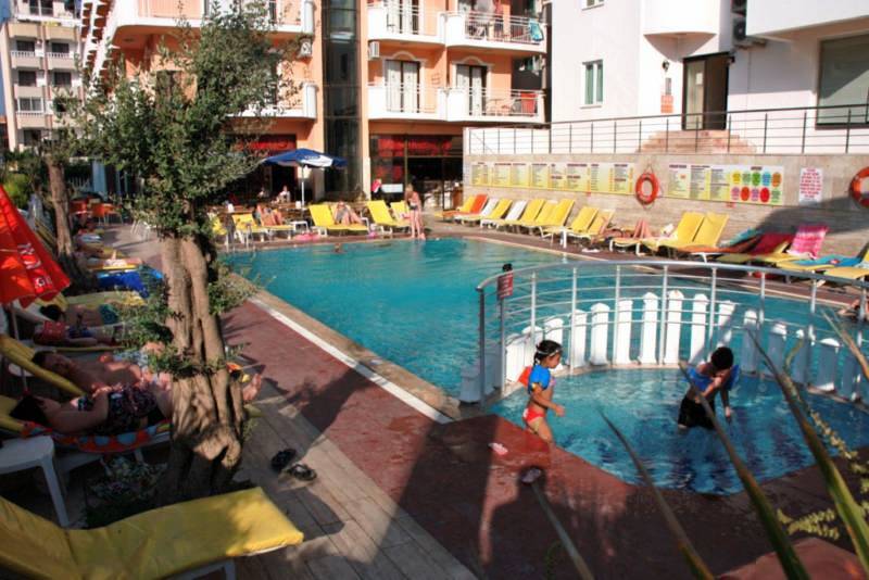 Mutlu Apart Hotel