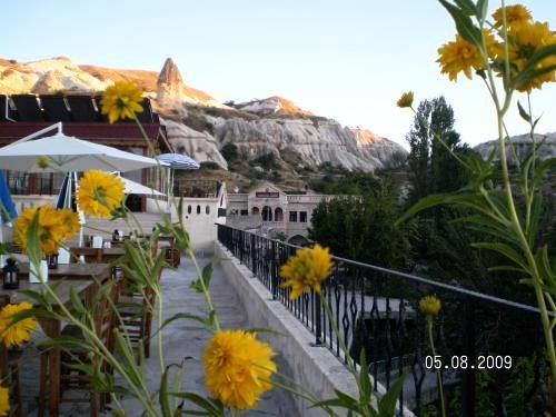 Nature Park Cave Hotel