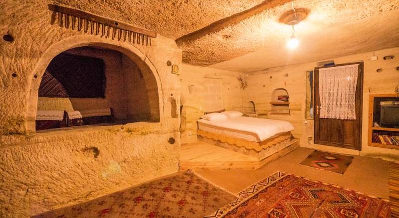 Natureland Cave Hotel