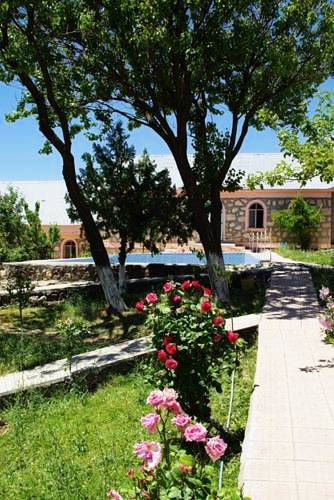 Nemrut Kervansaray Hotel