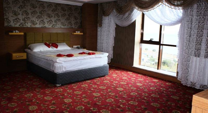 Nevan Suite Hotel