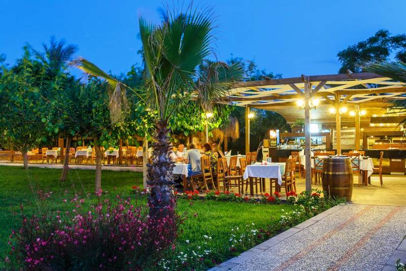 Lucida Beach Hotel