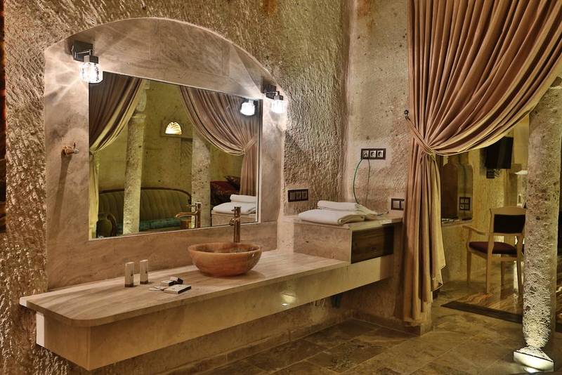 Oread Cave Suites