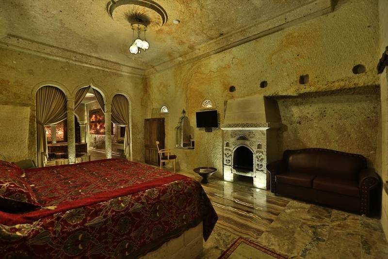 Oread Cave Suites