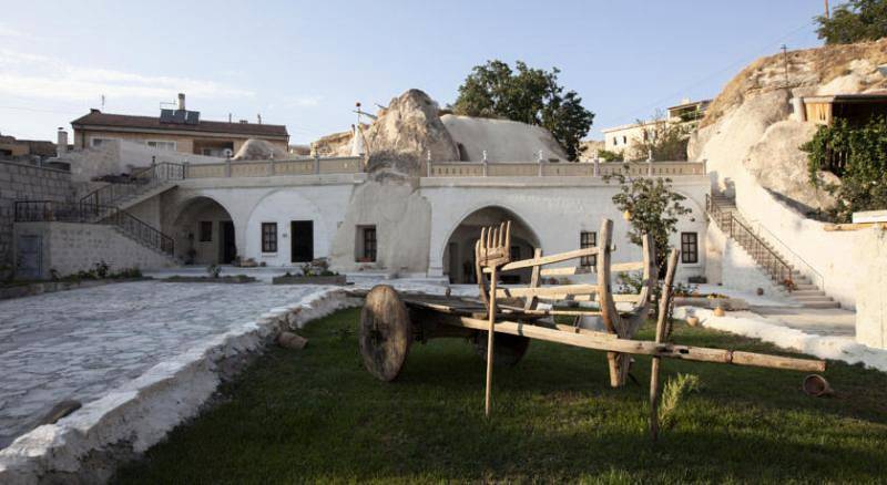 Ortahisar Cave Hotel