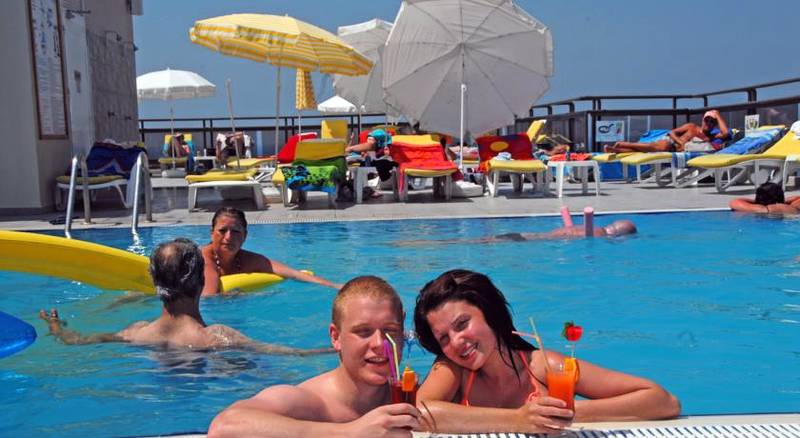 Derici Hotel