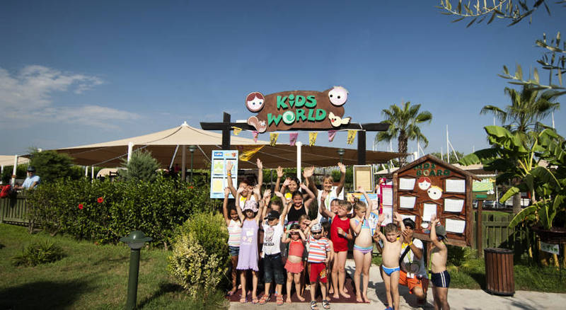 Otium Family Eco Club