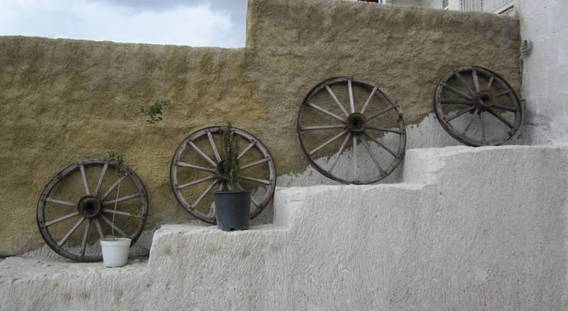 Ottoman Cave Suites