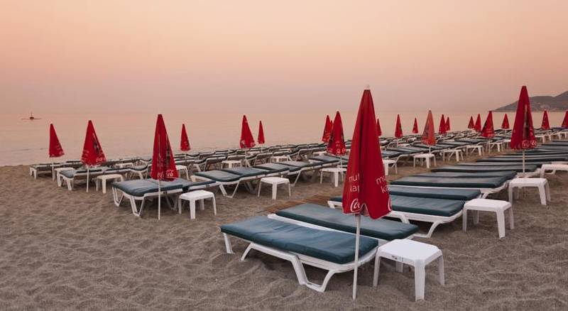 Palmiye Beach Hotel