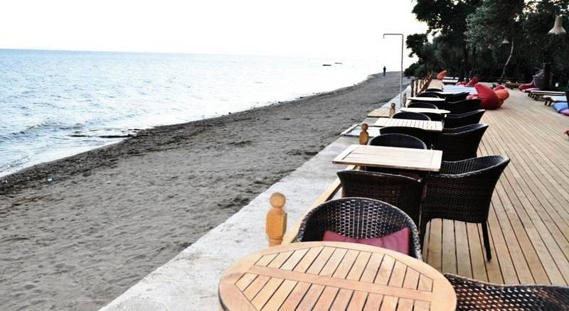 Papazlkhan Beach Hotel