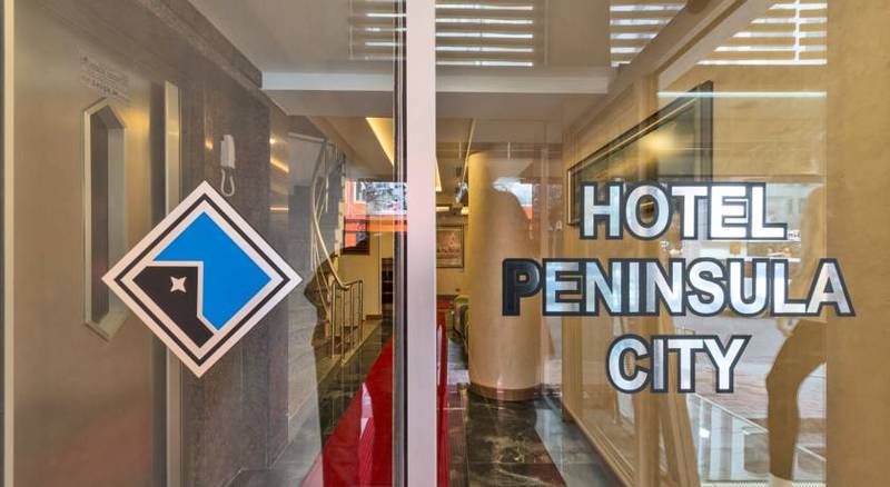 Peninsula City Hotel