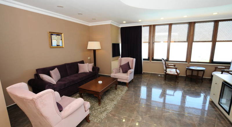 Phellos Suites ile Butik Otel