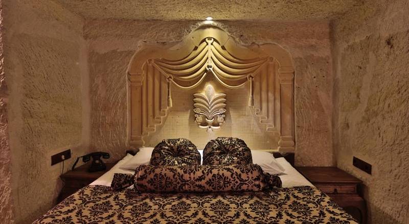 Phocas Cave Suites