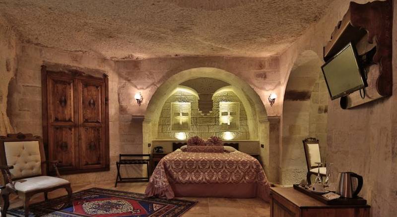 Phocas Cave Suites