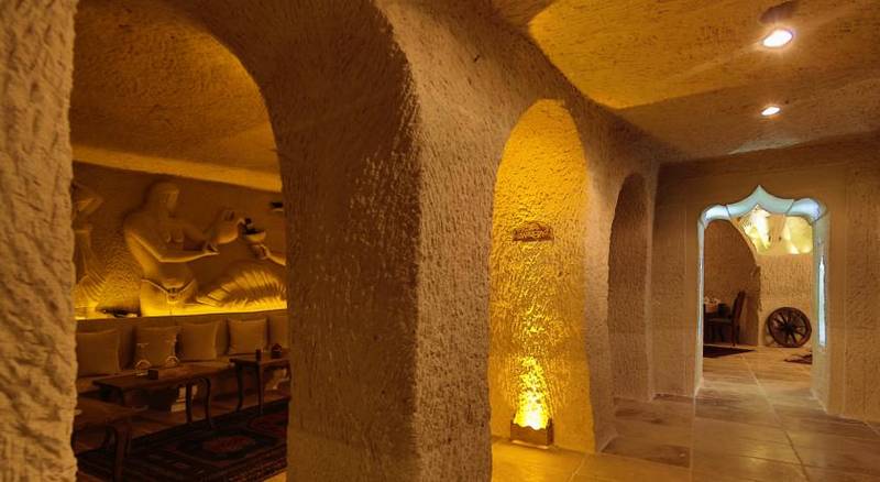 Phocas Cave Suites