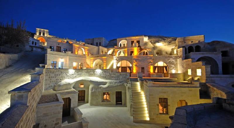 Phocas Cave Suites