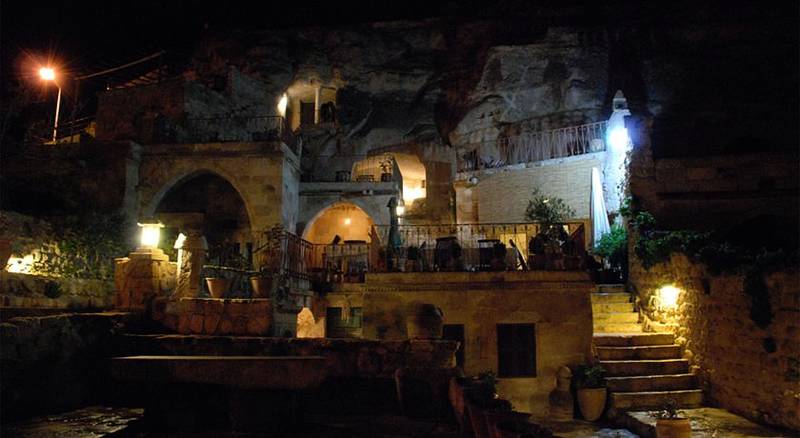 Prana Cave Hotel