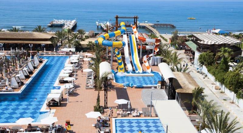 Quattro Beach Spa Resort