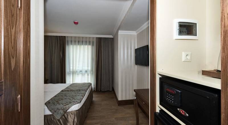 Real Star Hotel