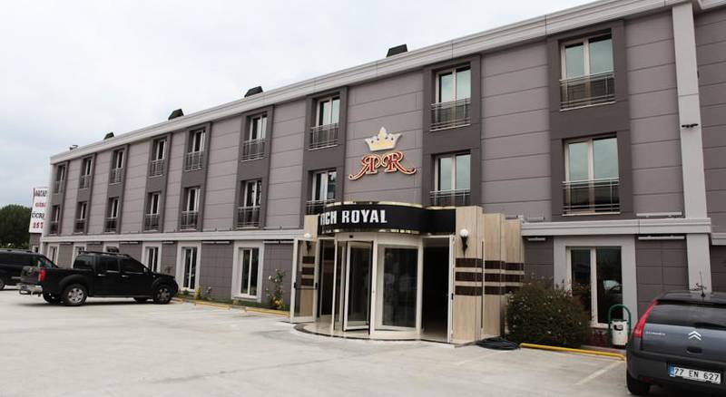 Rich Royal Hotel