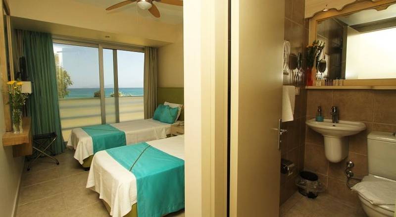 Rooms Beach Hotel