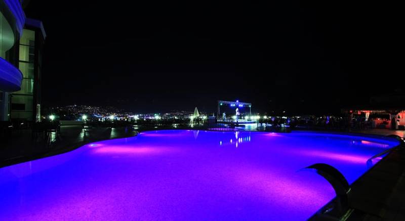 Royal Arena Resort & Spa