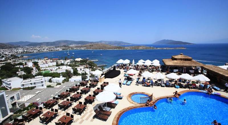 Royal Arena Resort & Spa