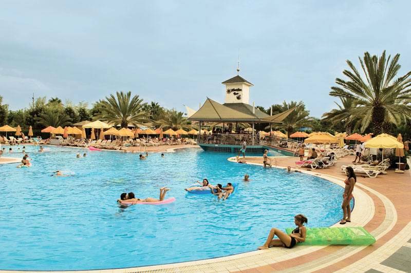 Insula Resort & Spa Otel
