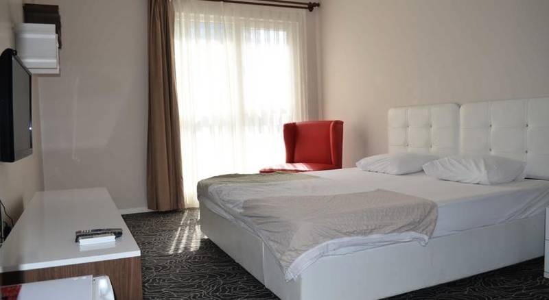 Safir House Hotel