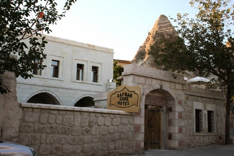 Safran Cave Hotel