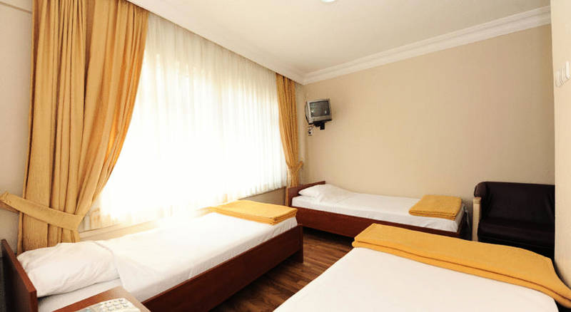 amil Hotel