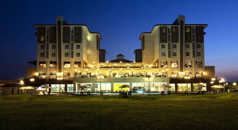 Sandkl Thermal Park Resort Spa & Convention Center