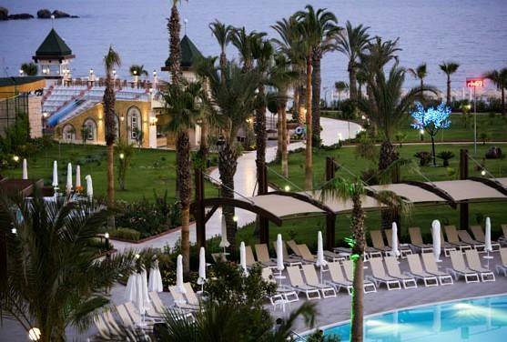 Saphir Resort & Spa