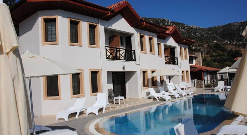 Saranda Club Hotel