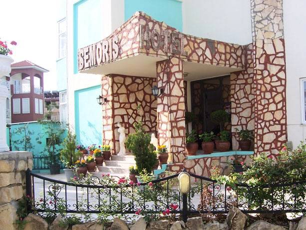 Semoris Hotel