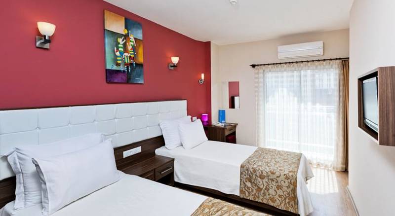 Niss Lara Hotel