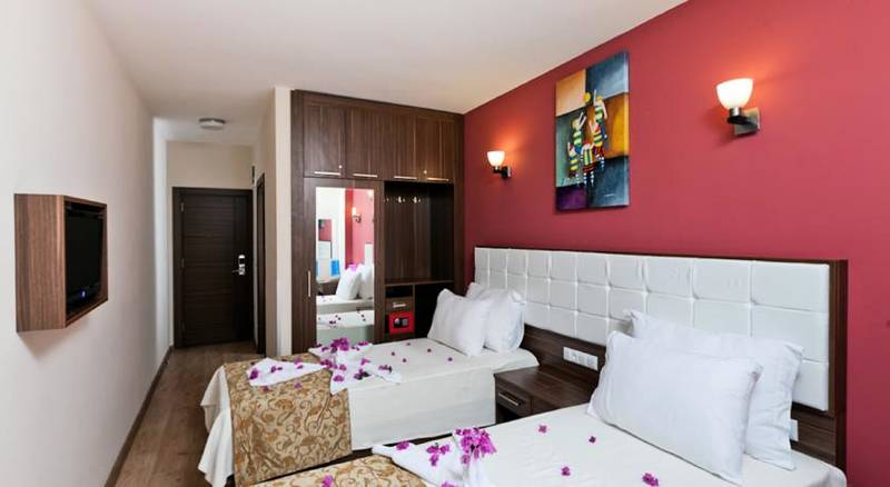 Niss Lara Hotel