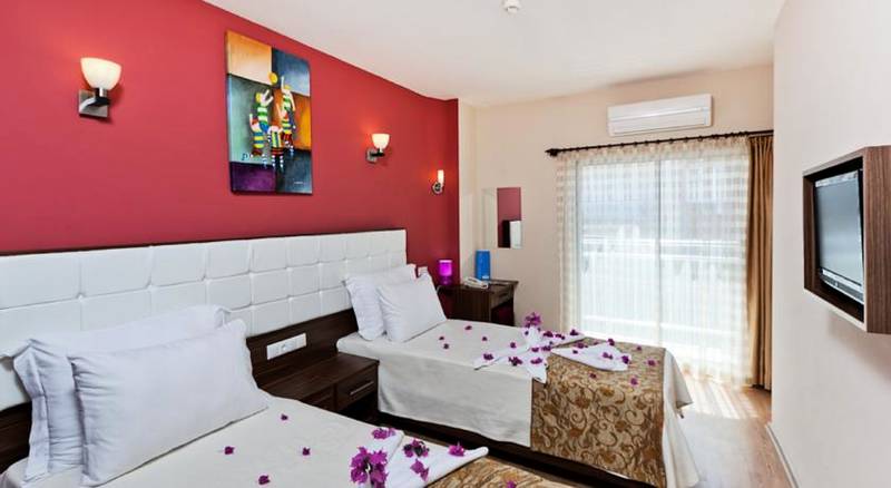 Niss Lara Hotel